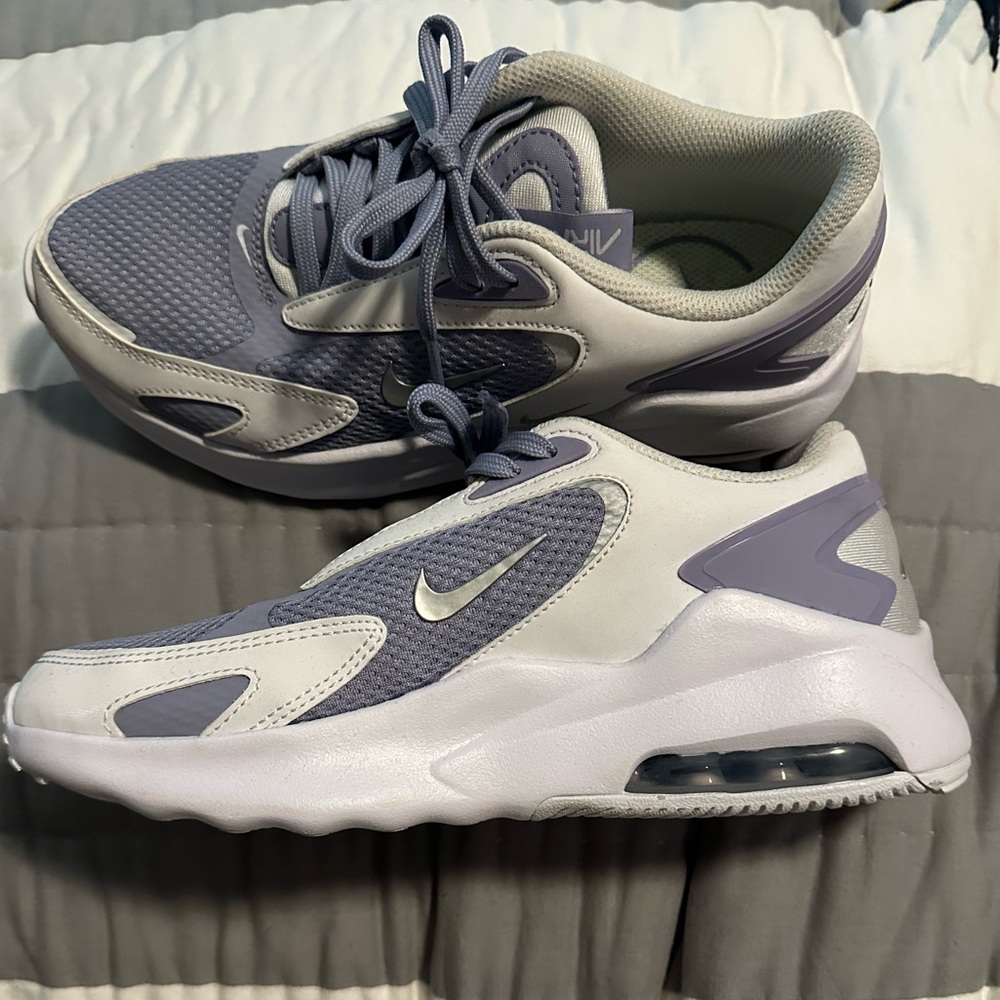 Nike Air Max Sneakers in White and Indigo